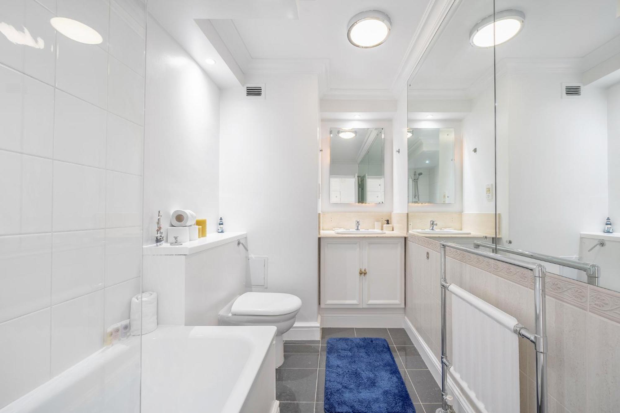 Stunning Flat In Chelsea, Kings Road With Balcony Apartamento Londres