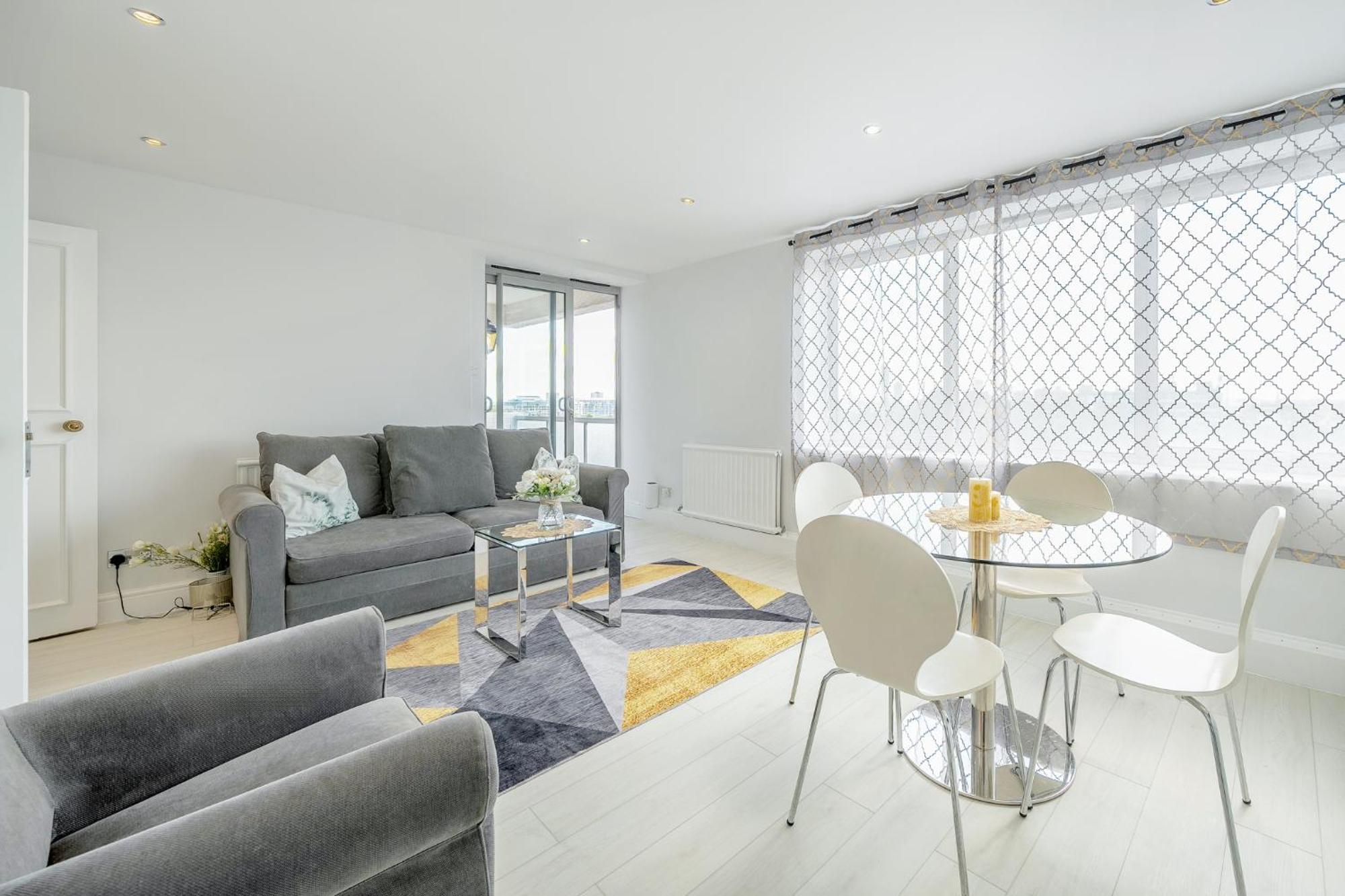 Apartamento Stunning Flat In Chelsea, Kings Road With Balcony Londres